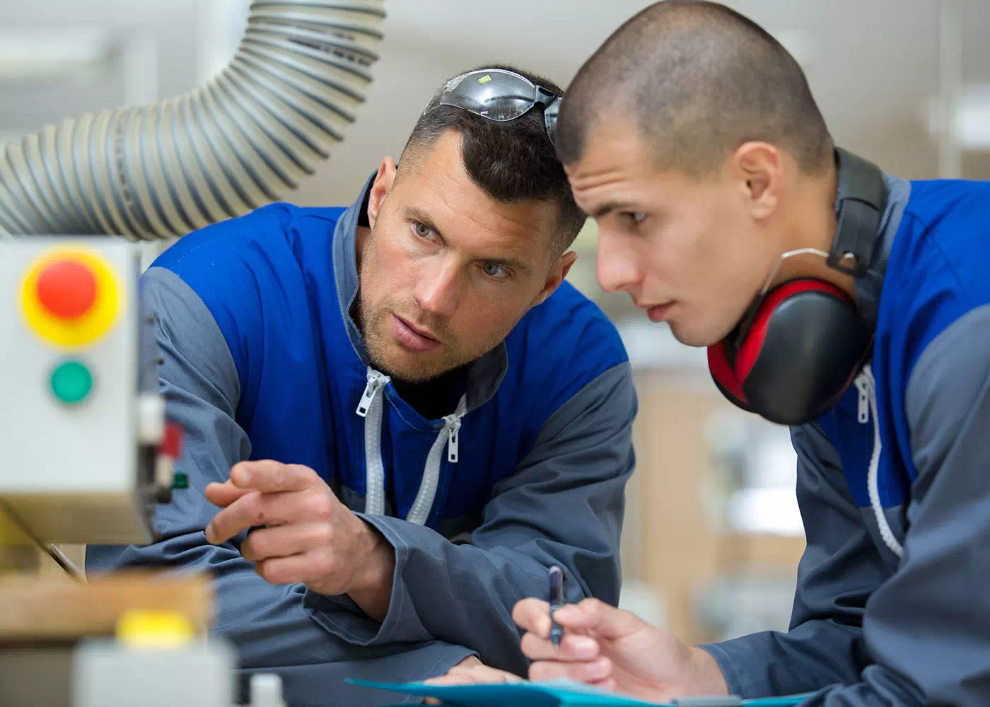 formazione-tecnici-su-attrezzature-per-officina